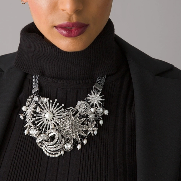 WHBM Classy Statement Necklace - Picture 2 of 5